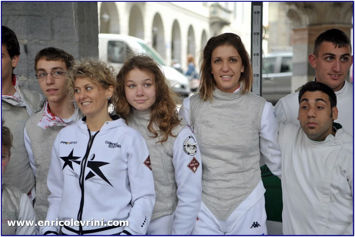 como---190513---comense-scherma-con-art4sport---scherma-in-piazza_8864345141_o.jpg