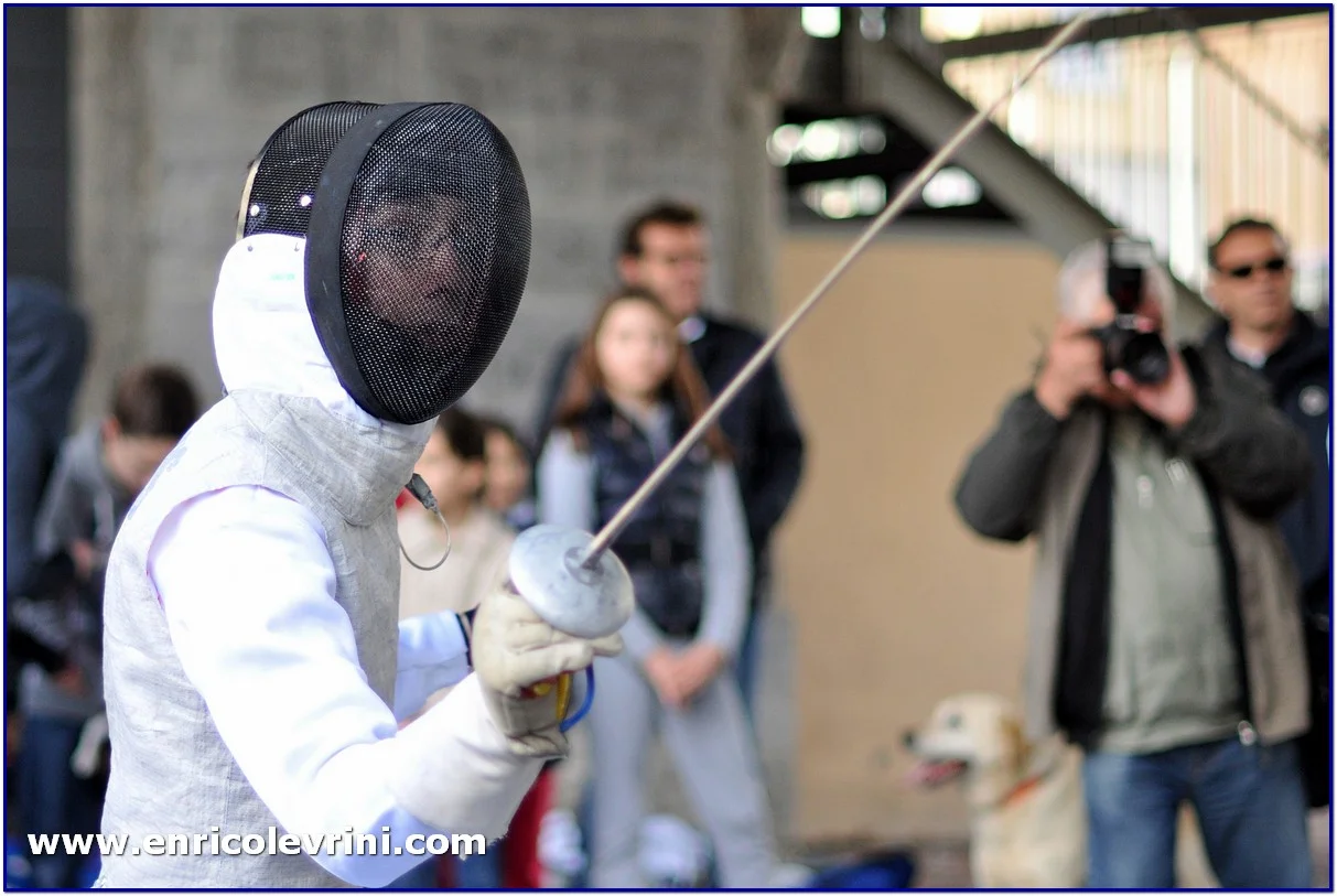 como---190513---comense-scherma-con-art4sport---scherma-in-piazza_8864345993_o.jpg