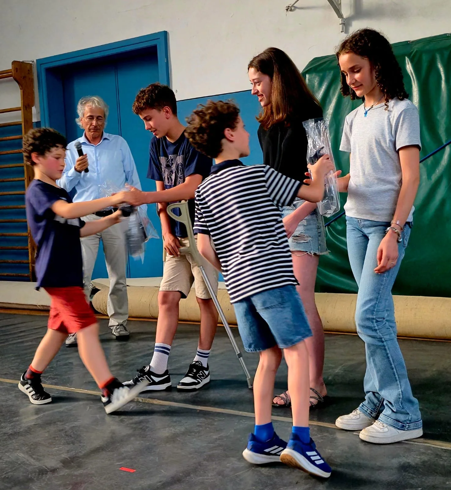 Andrea, Giona, Leonardo, Sophie ed Anita.jpg
