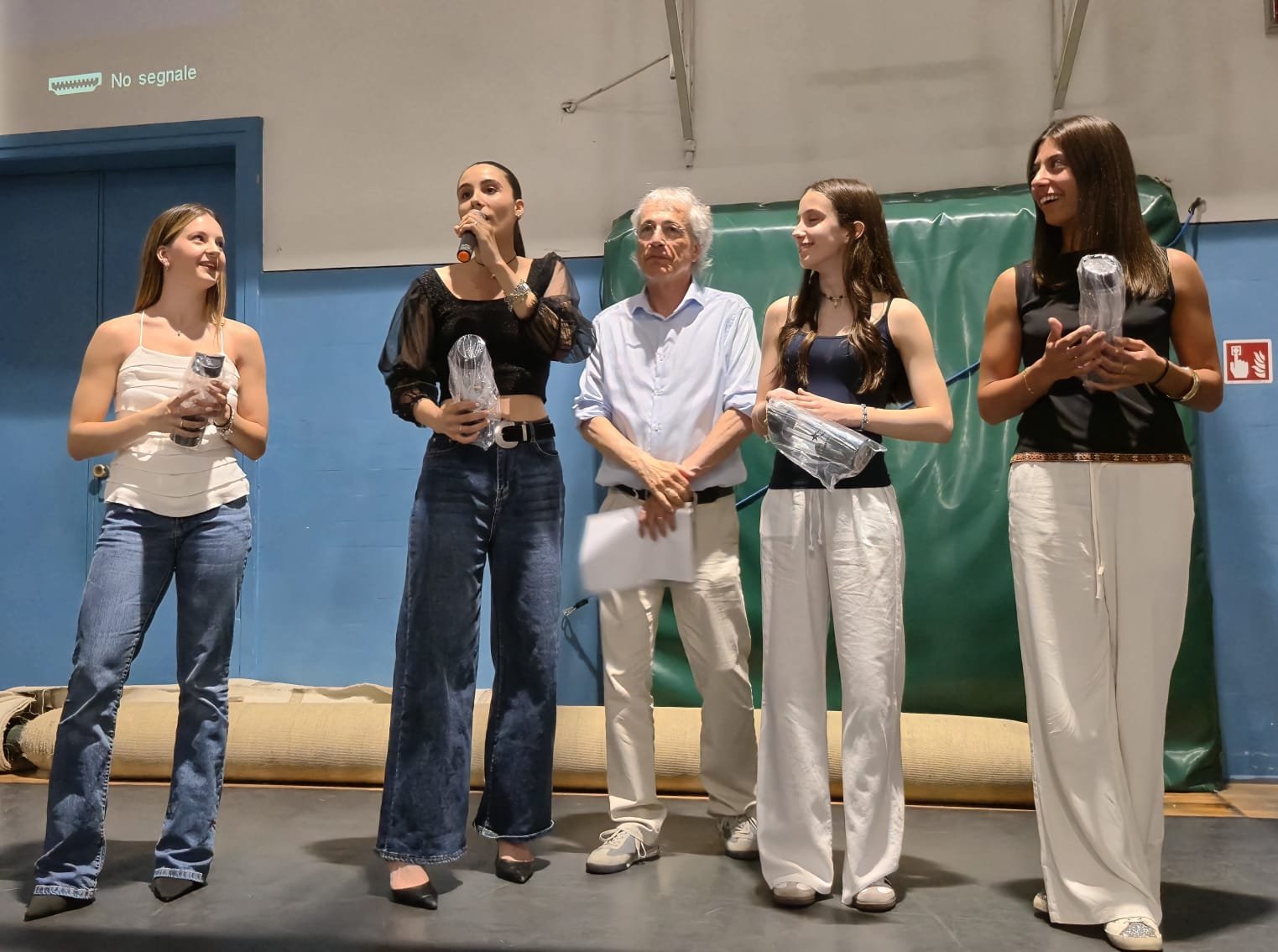 Sophie, Lucrezia, Martina ed Alessandra.jpg