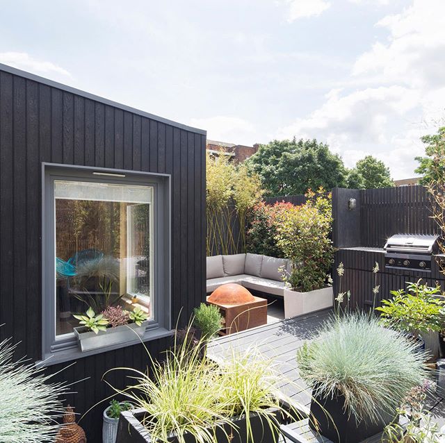 We are really pleased to reveal photographs of a recent project in Newington Green, North London. Our design provides a place of retreat in a busy urban environment including a charred timber extension and full refurbishment of the dwelling. Thanks a