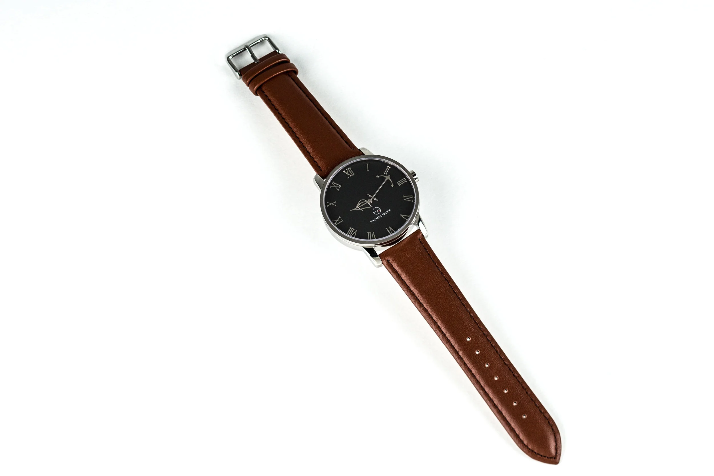 16-BlackFace-SilverHands-Roman-BrownStrap-A.jpg
