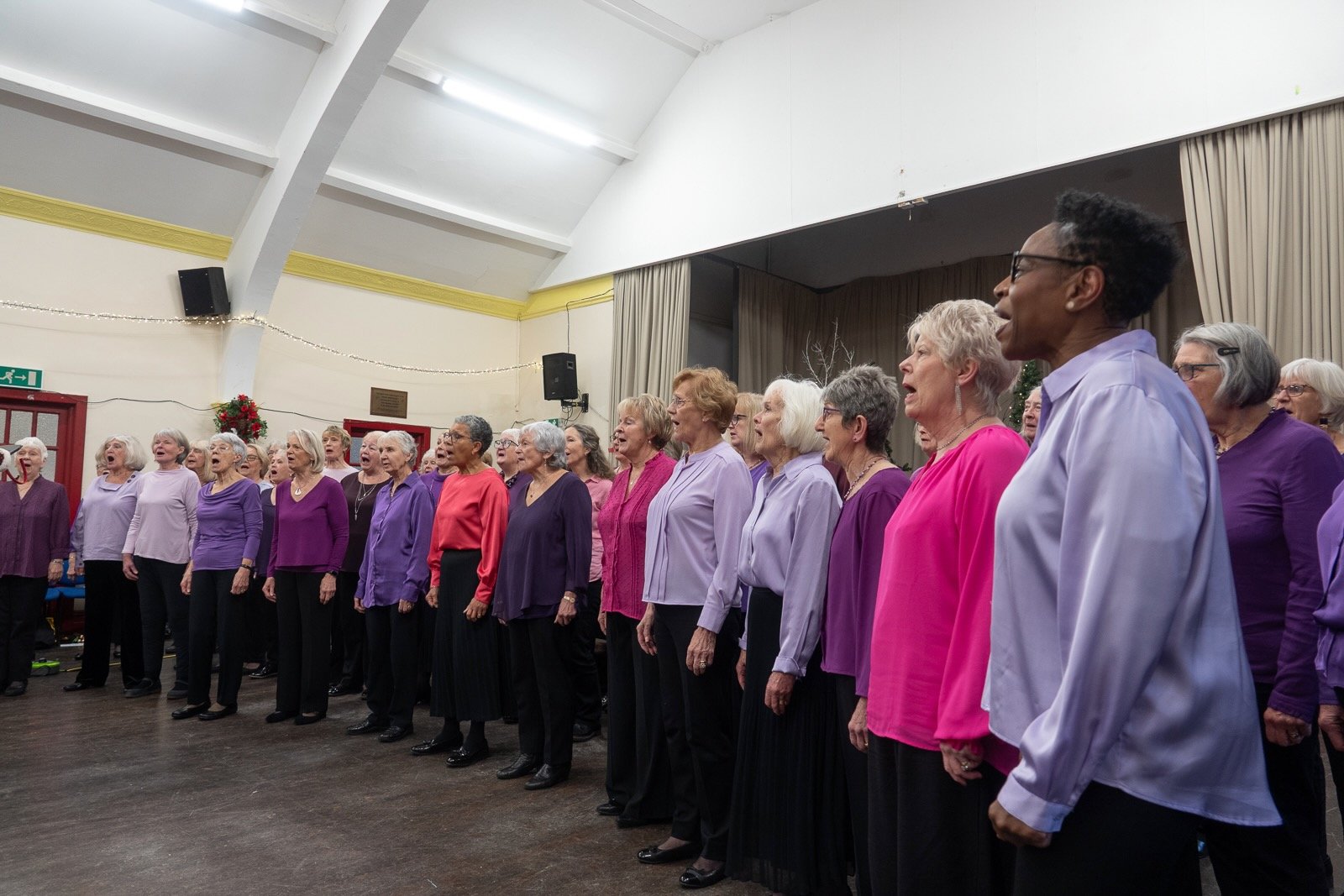 VE Xmas 25-09100.jpeg