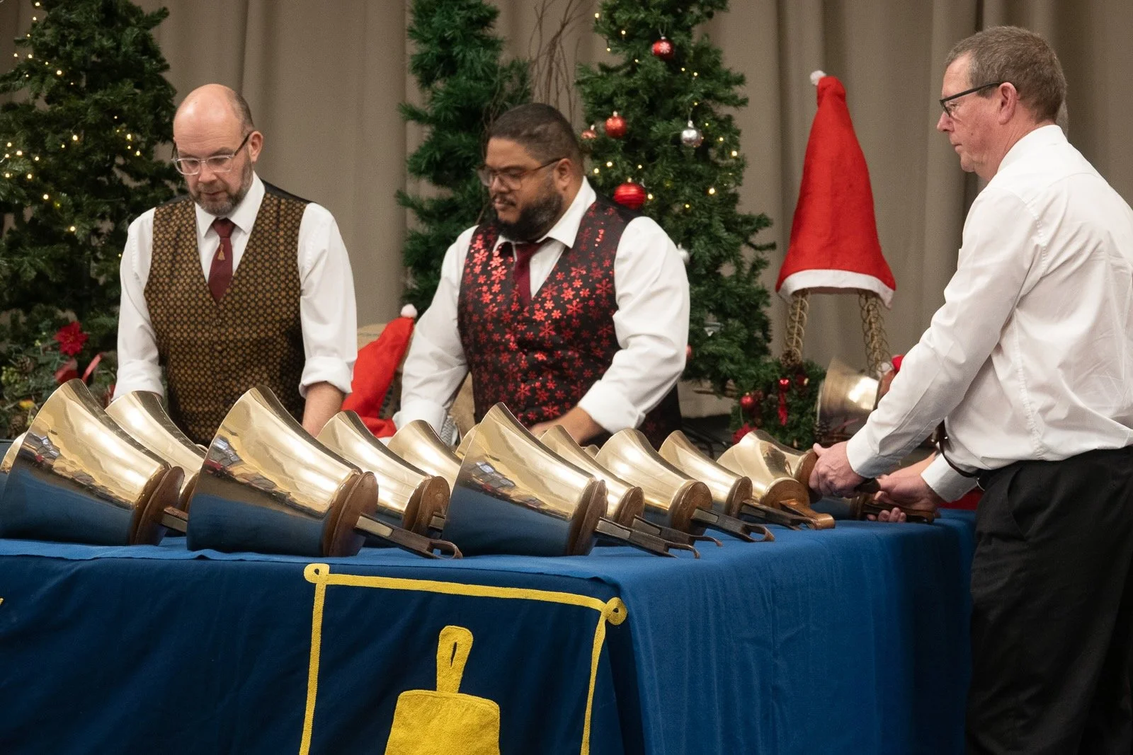 VE Xmas 25-09105.jpeg