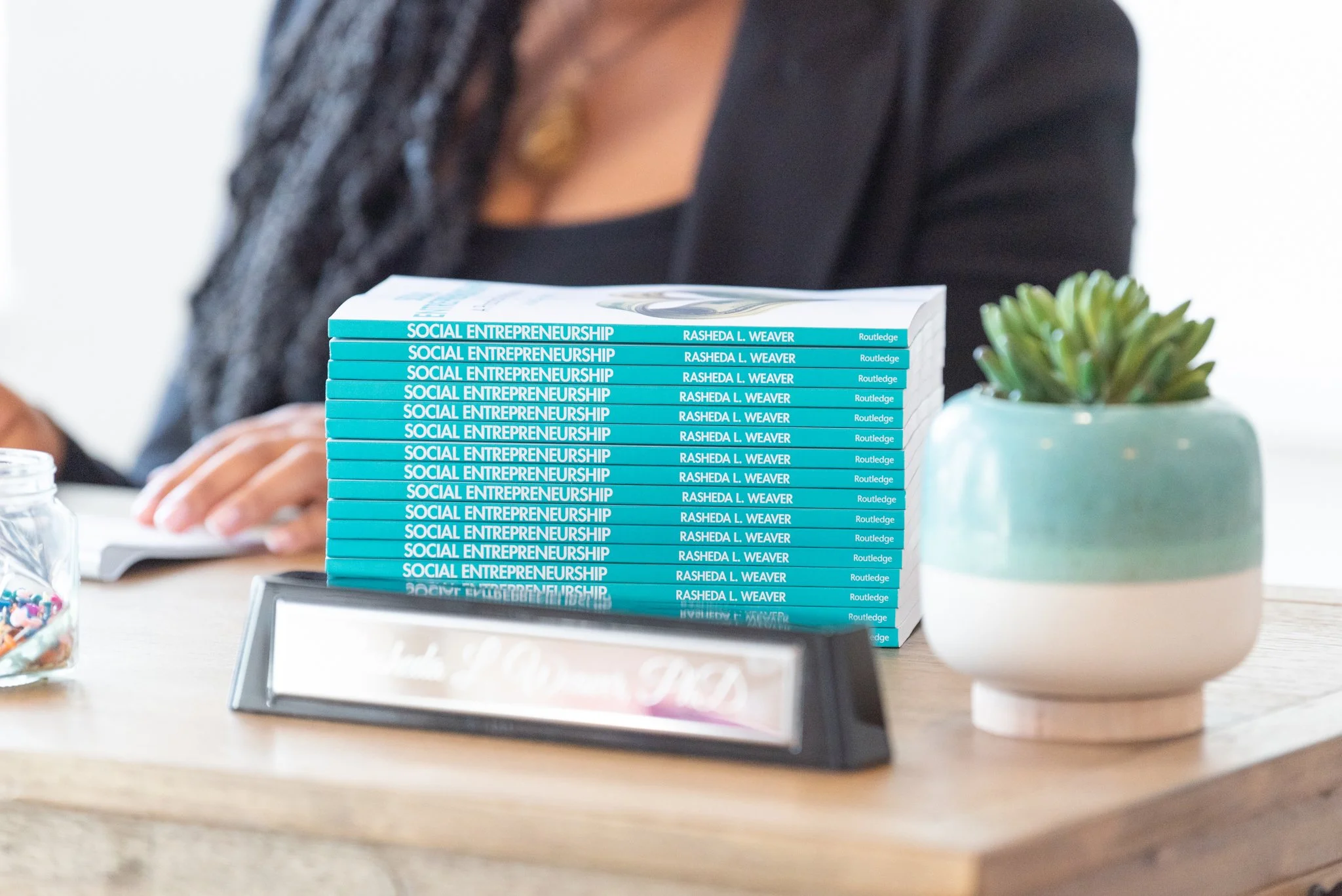 DSC_7664 4653-Rasheda Branding Session 3-16-2023-LowRes.jpg