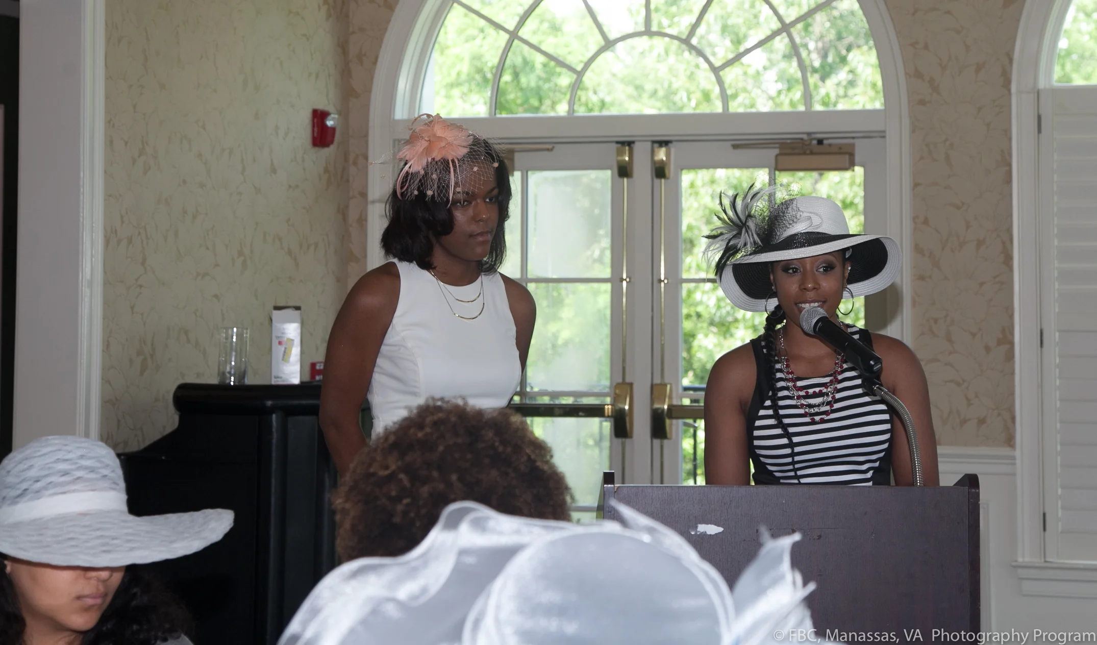 DeaconessSavageDinner_2017_06_04_0106.jpg