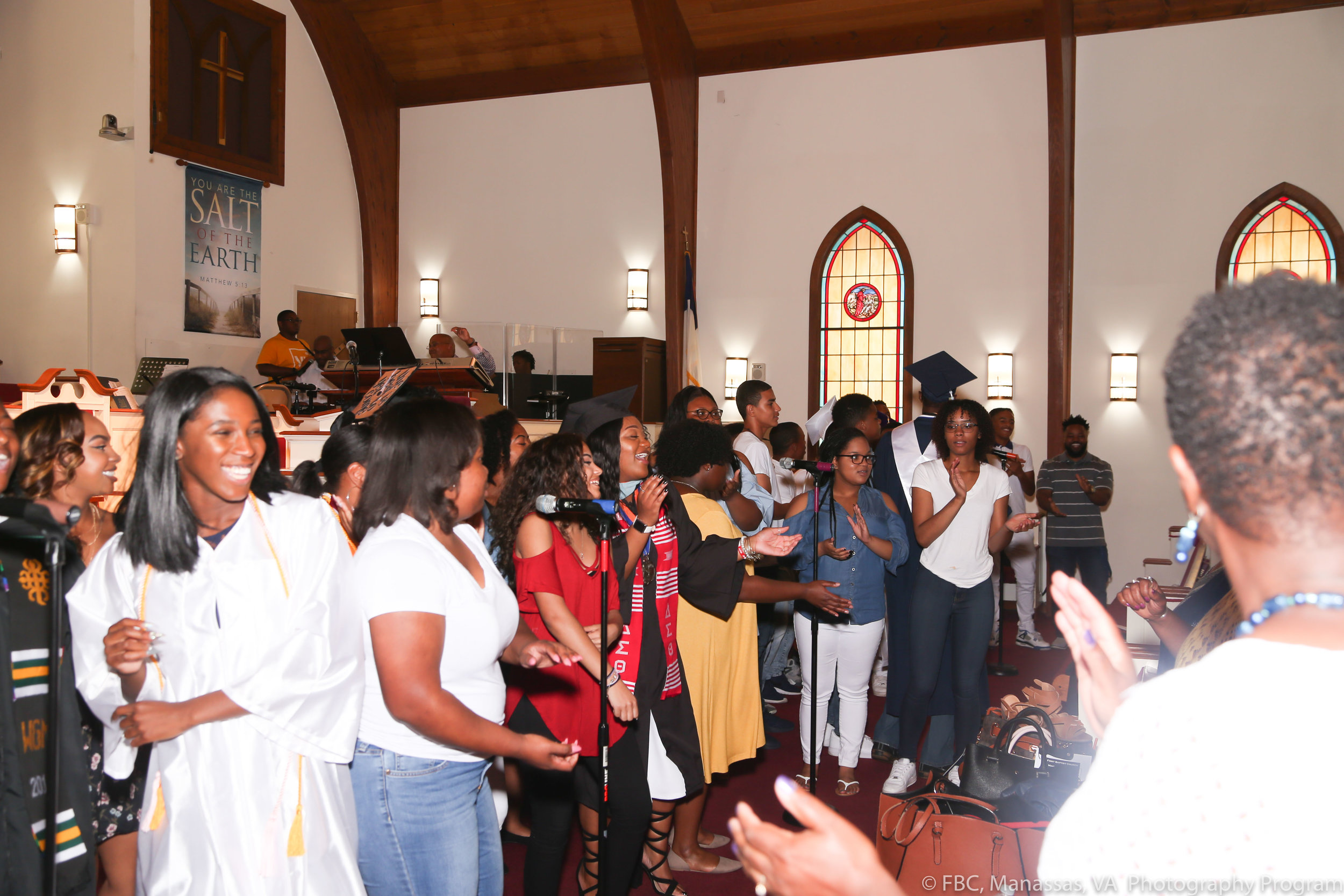 FBCGraduationService_2018_06_10_0261.jpg