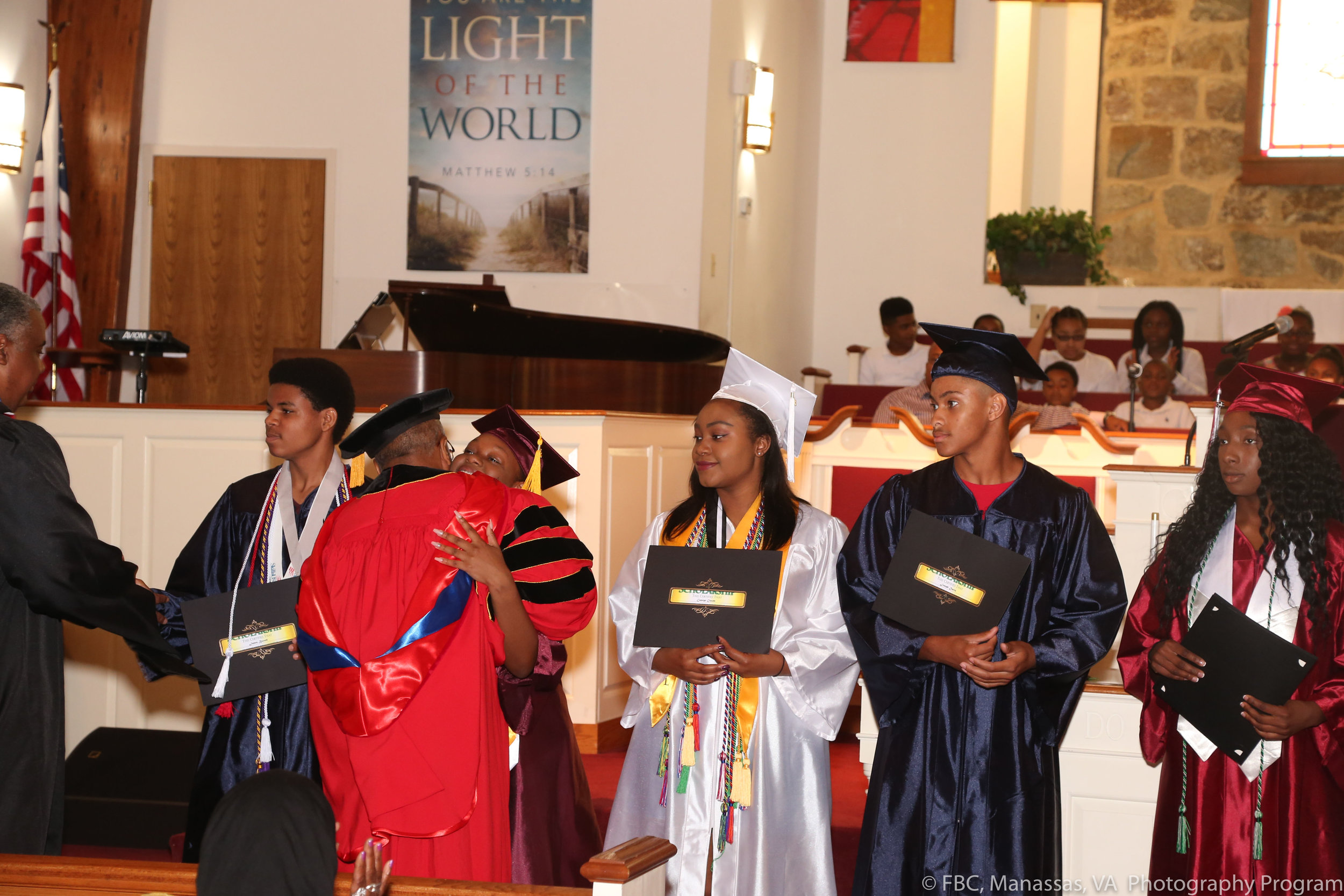FBCGraduationService_2018_06_10_0472.jpg