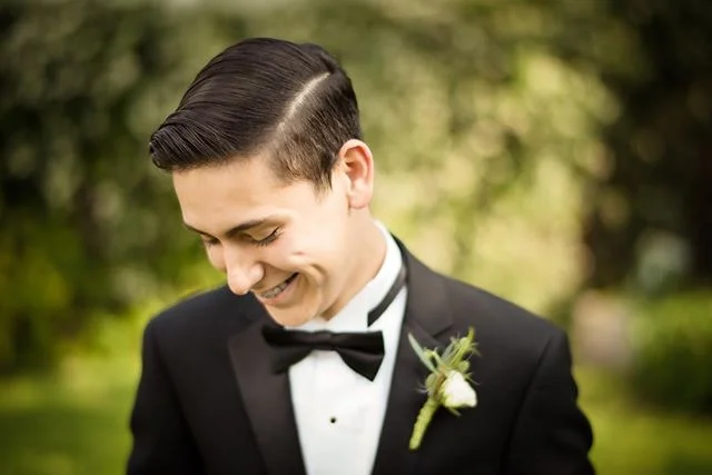 Prom Portraits Series

Laughing or Serious? 
#artemiaphotography #prom2019 #promportraits #texasphotographer #nikonistas #d810 #58mmlens #bokeh #tuxedo #tuxedos #promfashion