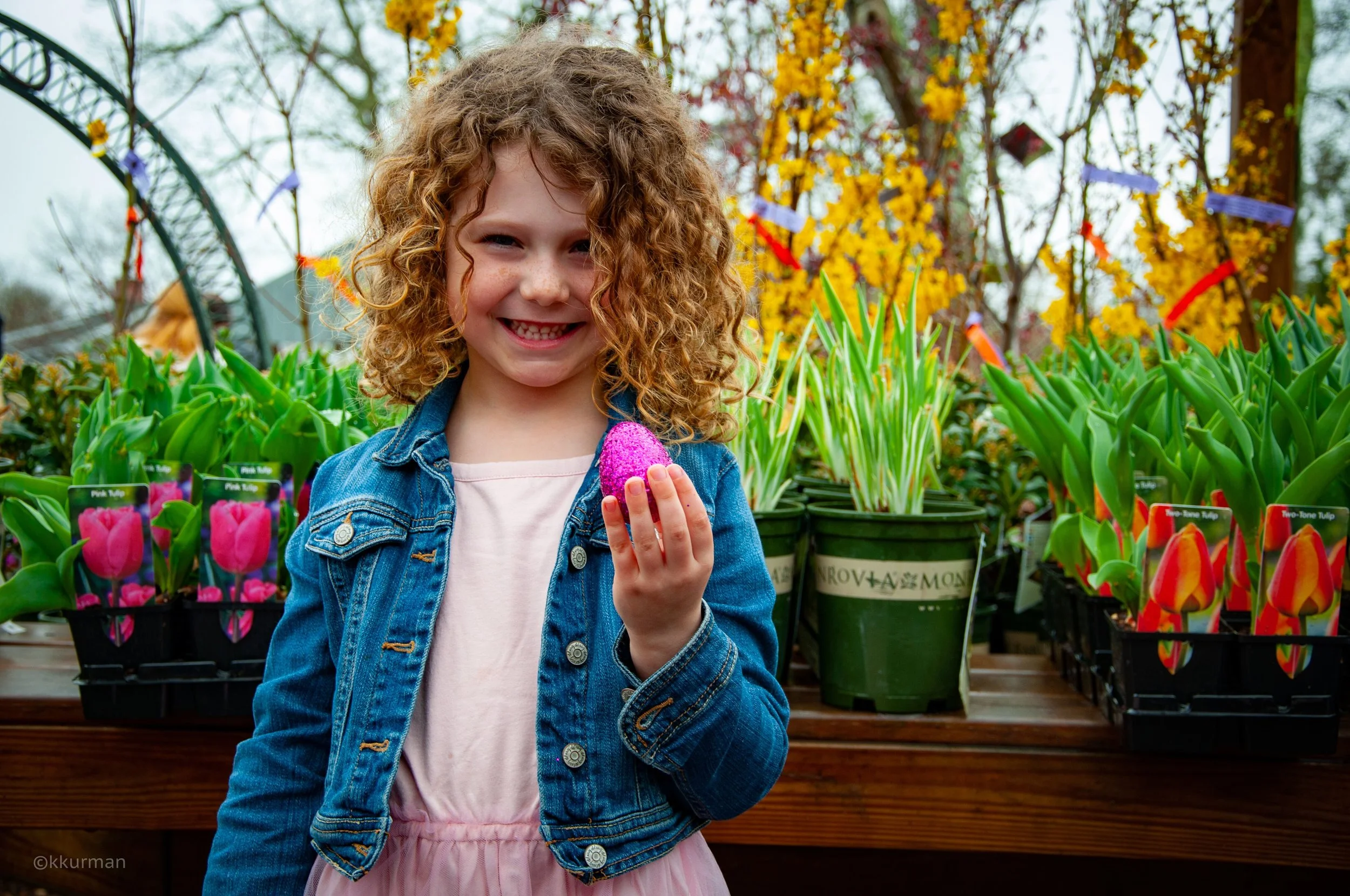 Eloise Estey Moses, age 6 , found the magic egg.