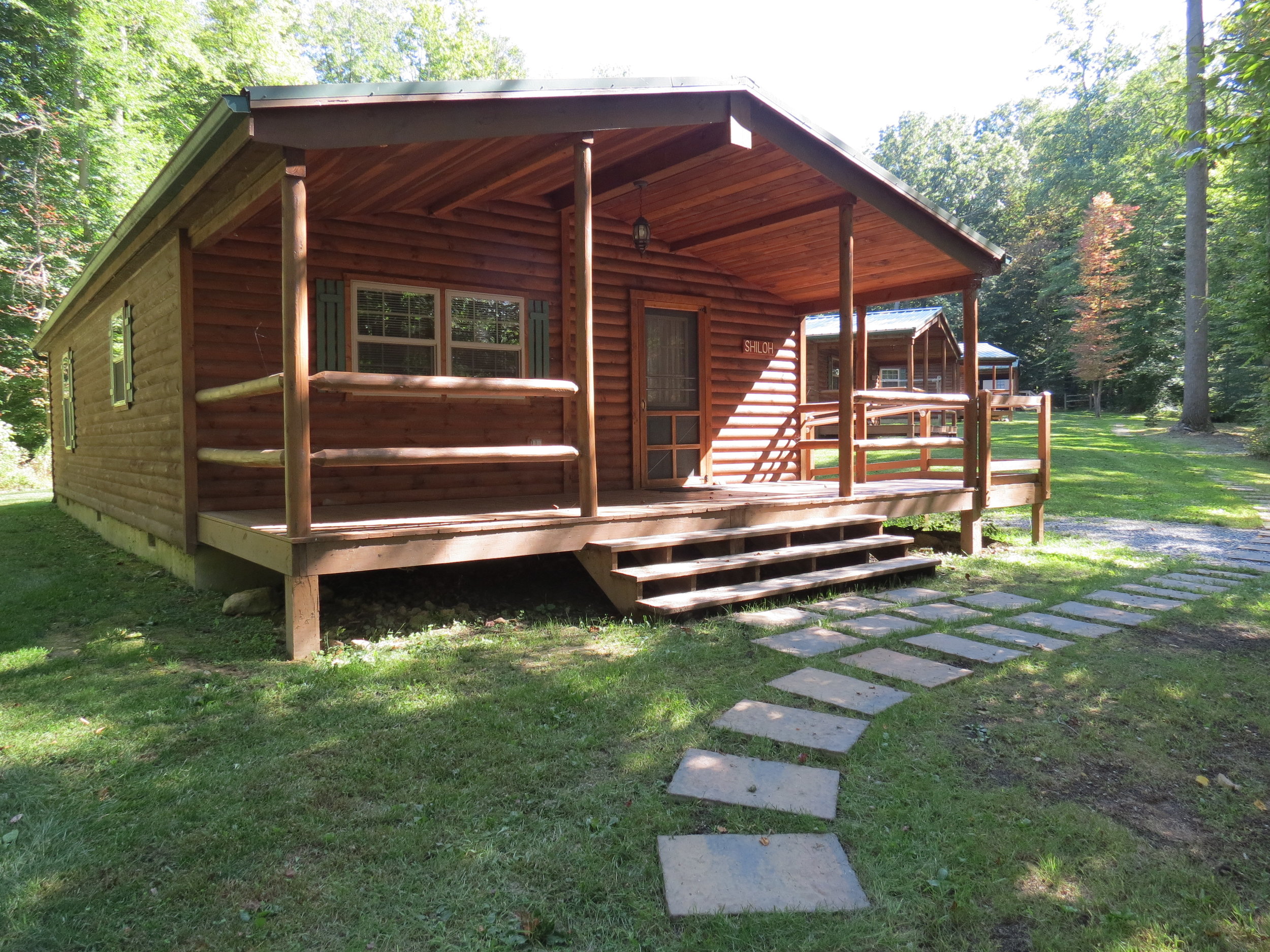 Log-Cabins-09-26-2014-03-Shiloh.JPG