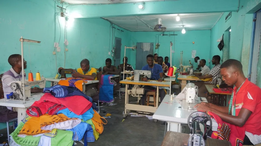 Benin Tailor 2 Dorvale.JPG