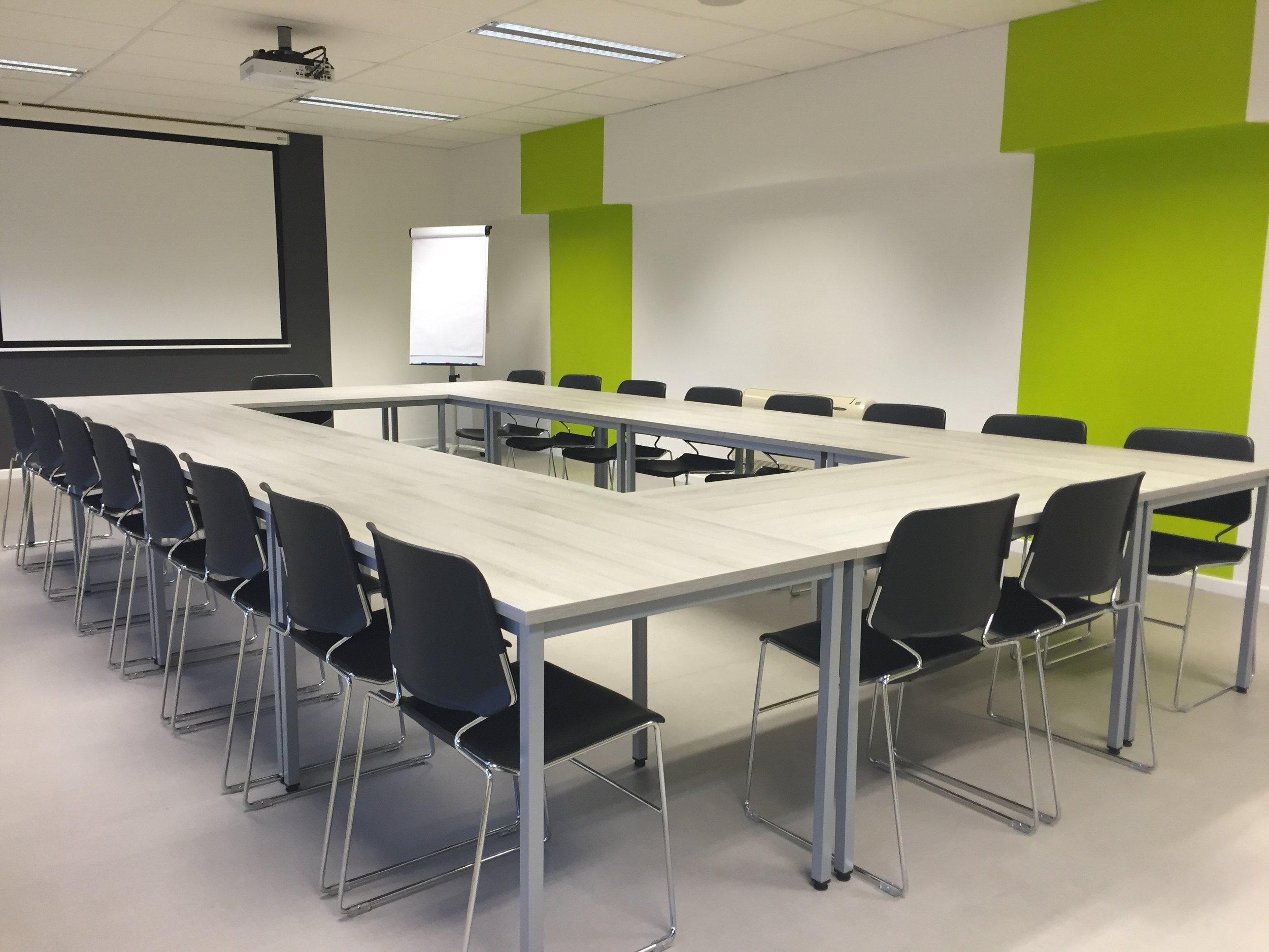 meeting-modern-room-conference-159805.jpeg