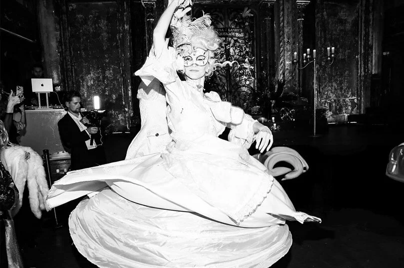 Revel Rouge has many Ghosts of Halloween Past&hellip; 
From whimsical children&rsquo;s celebrations to Masquerade Balls attended by New York City&rsquo;s A-list.
@realleesarowland 

We can&rsquo;t wait to share what we have brewing this year.
#tbt

E