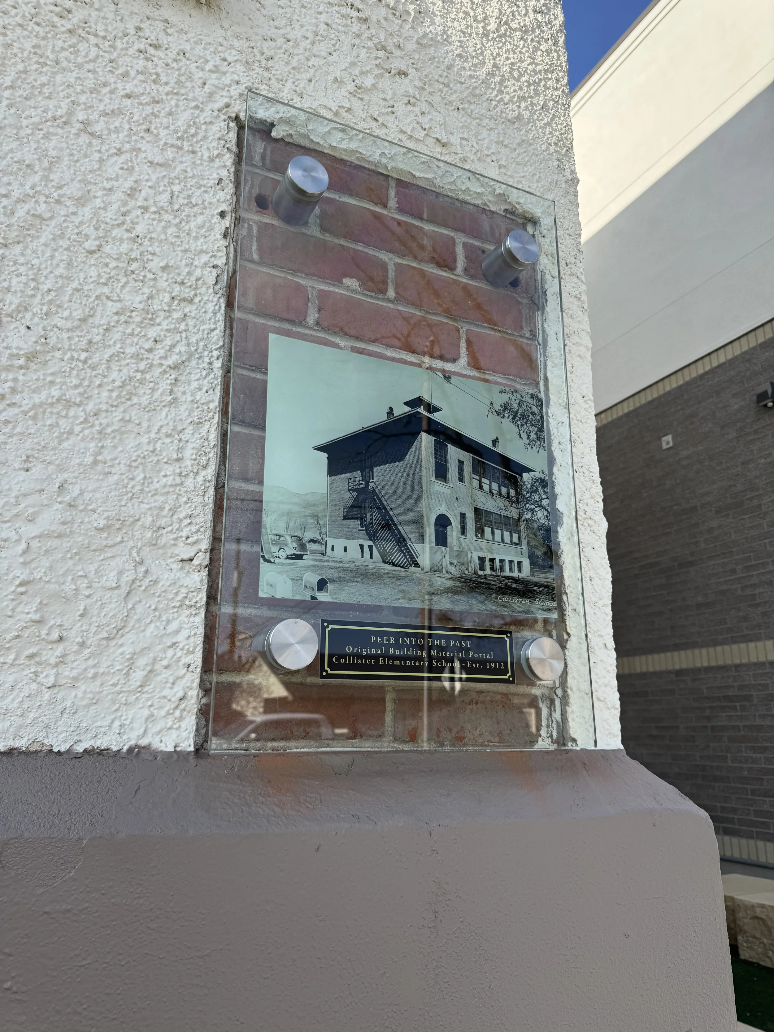 Plaque 2.jpeg