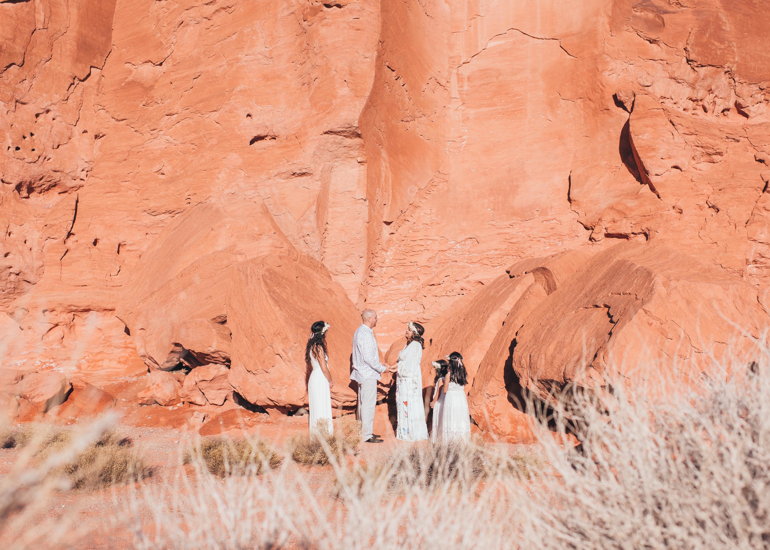 Valley of Fire Wedding Photographer, Elopement Photographer, Engagement Photographer, Los Angeles Wedding Photographer, Palm Springs Wedding Photographer, Joshua Tree Wedding Photographer