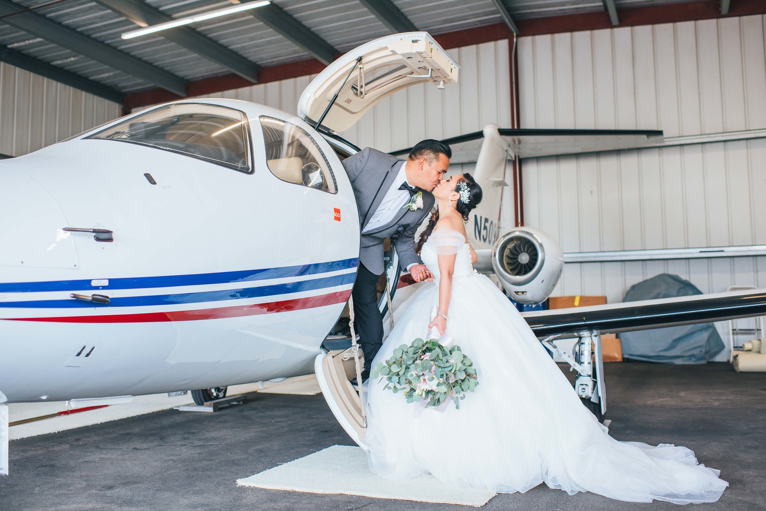 Hangar Events, Camarillo Wedding Photographer, Elopement Photographer, Engagement Photographer, Los Angeles Wedding Photographer, Palm Springs Wedding Photographer, Joshua Tree Wedding Photographer