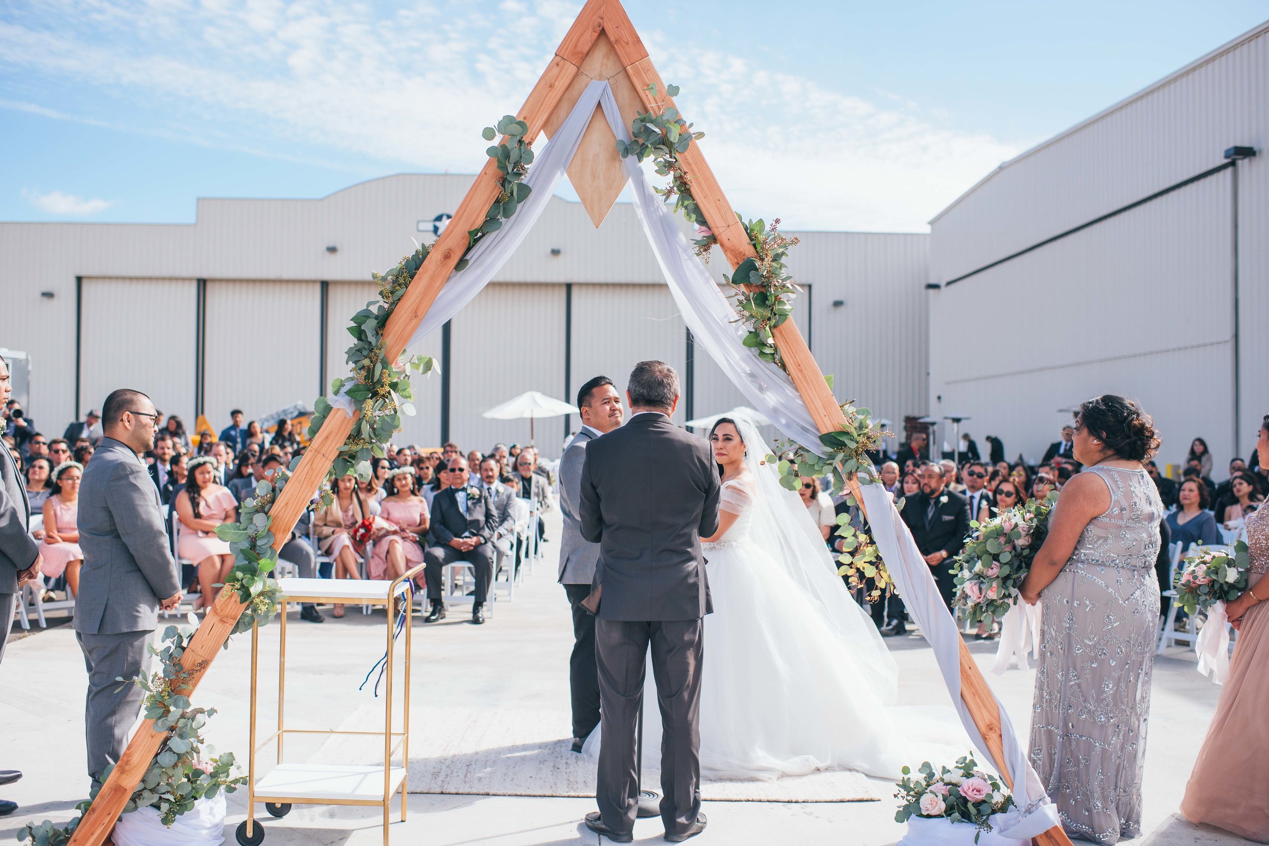 Hangar Events, Camarillo Wedding Photographer, Elopement Photographer, Engagement Photographer, Los Angeles Wedding Photographer, Palm Springs Wedding Photographer, Joshua Tree Wedding Photographer