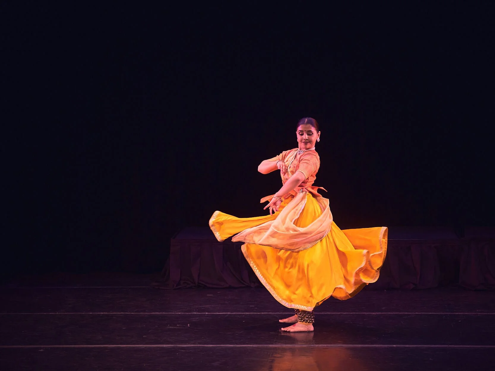 kathak-festival-popup-showcase-lpac-ny-FUJI-XPRO2-0490-80 mm-2025-12-06.jpg