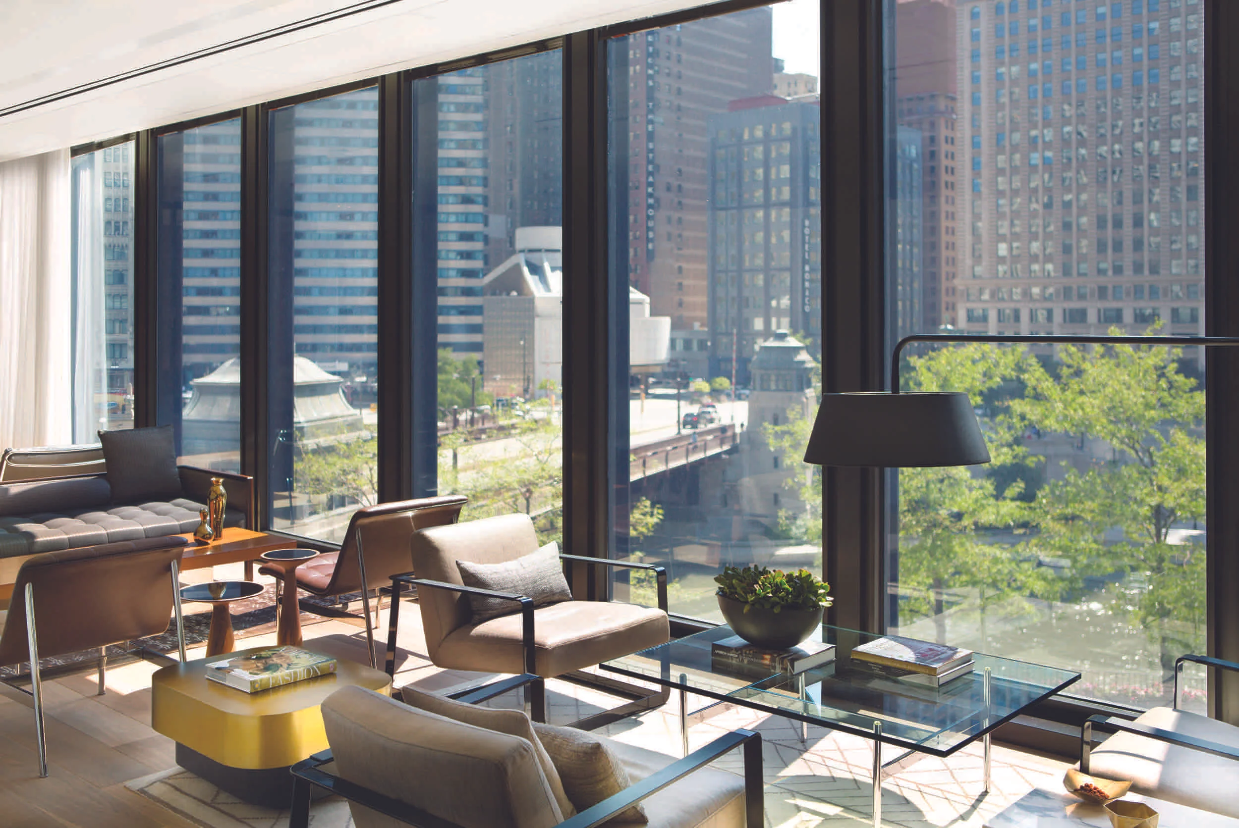 Langham_travelle_lounge.jpg