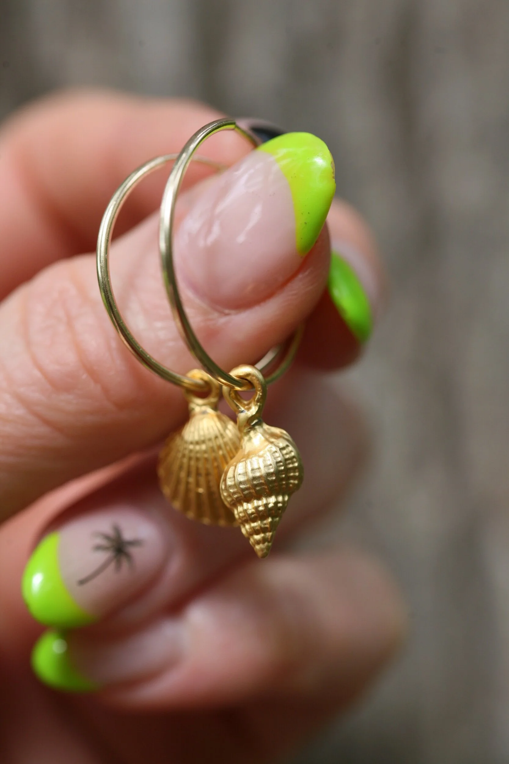 4676B1EF-FE5A-4336-B229-EFB9B4AD09EE