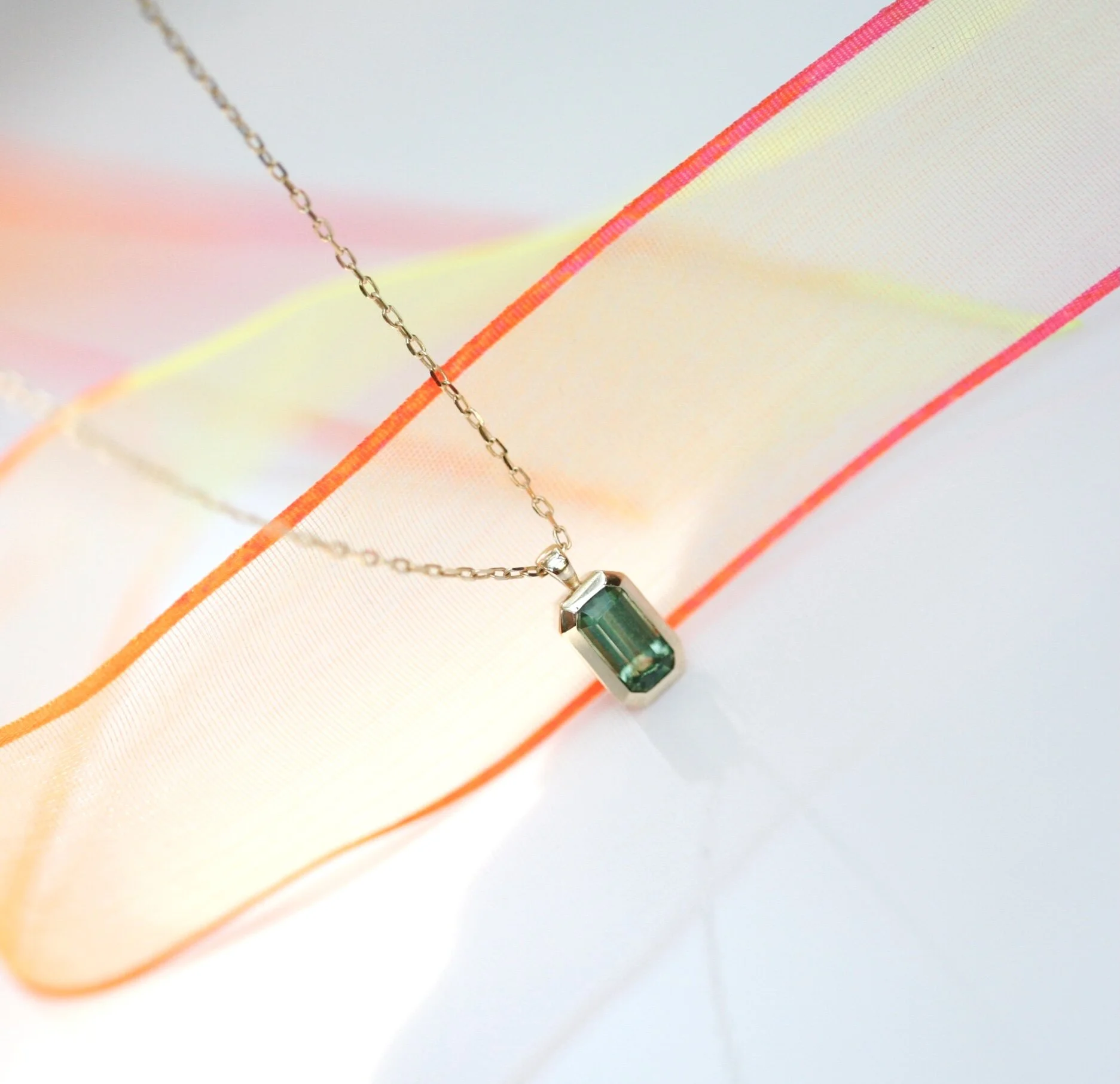 BA8E1D60-5710-4881-8615-95BEAE3F63ED