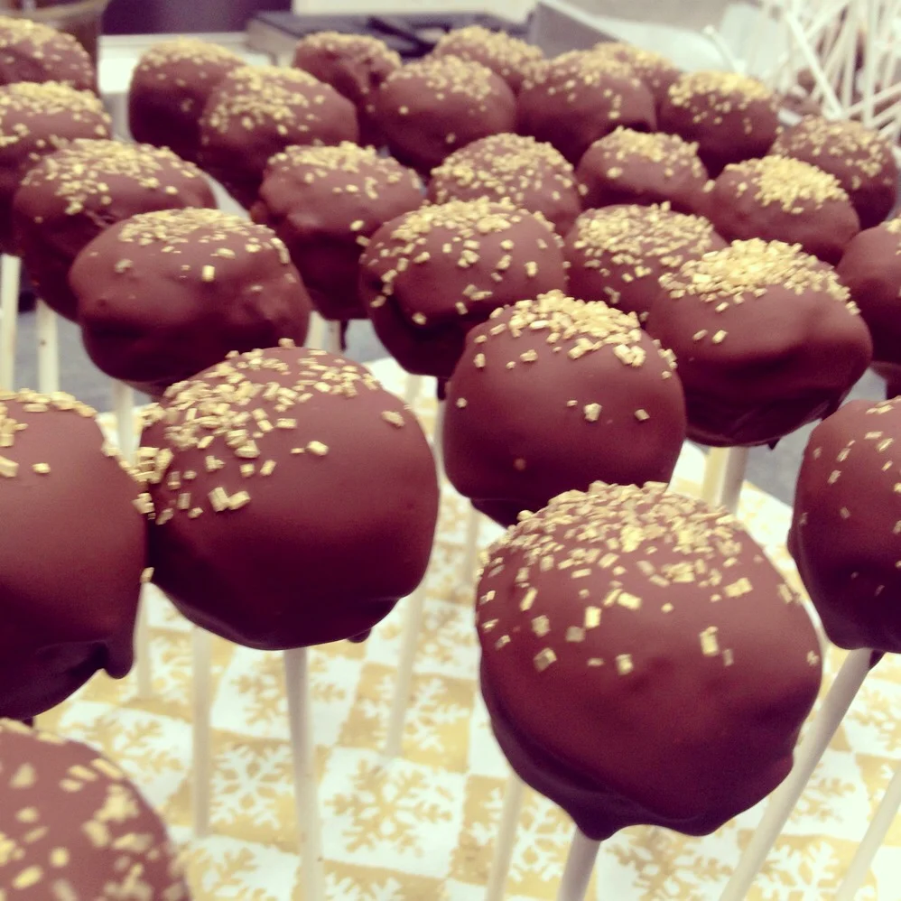 Gingerbread and Chocolate Cake Pops - Thanksgiving