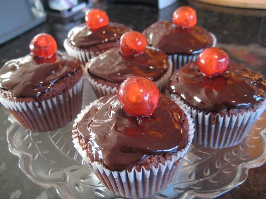 easy chocolate cupcakes
