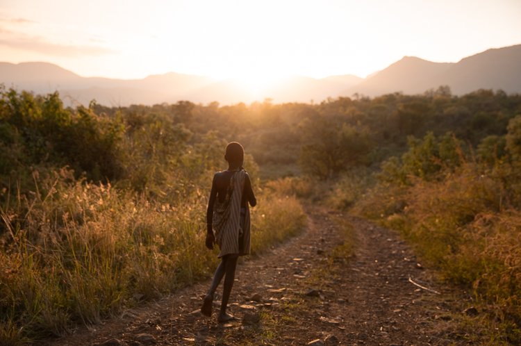 Surma_suri_tribe_landscape_portraits_ethiopia_photography-12.jpg