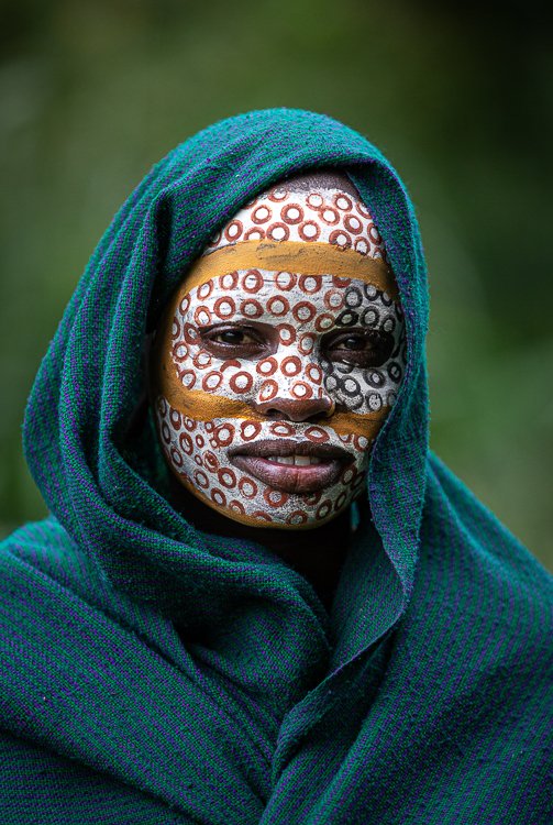 African_suri_tribal_face_paint_ethiopia_photography-5.jpg