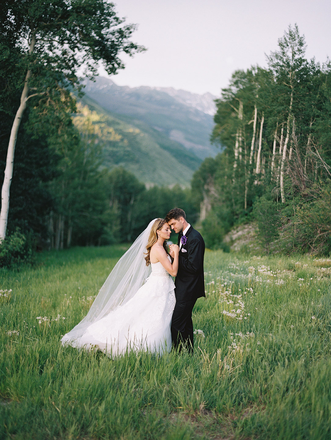 324_Graham+Shannon_Fine_Art_Film_Photography_Wedding_Colorado_.jpg