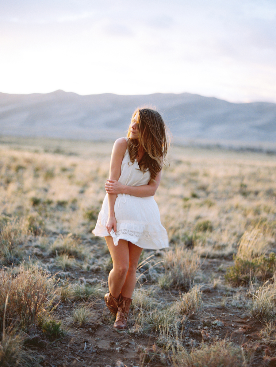 Eric&Richelle_Brumley&Wells_Film_Photography_Engagement_Colorado106.jpg