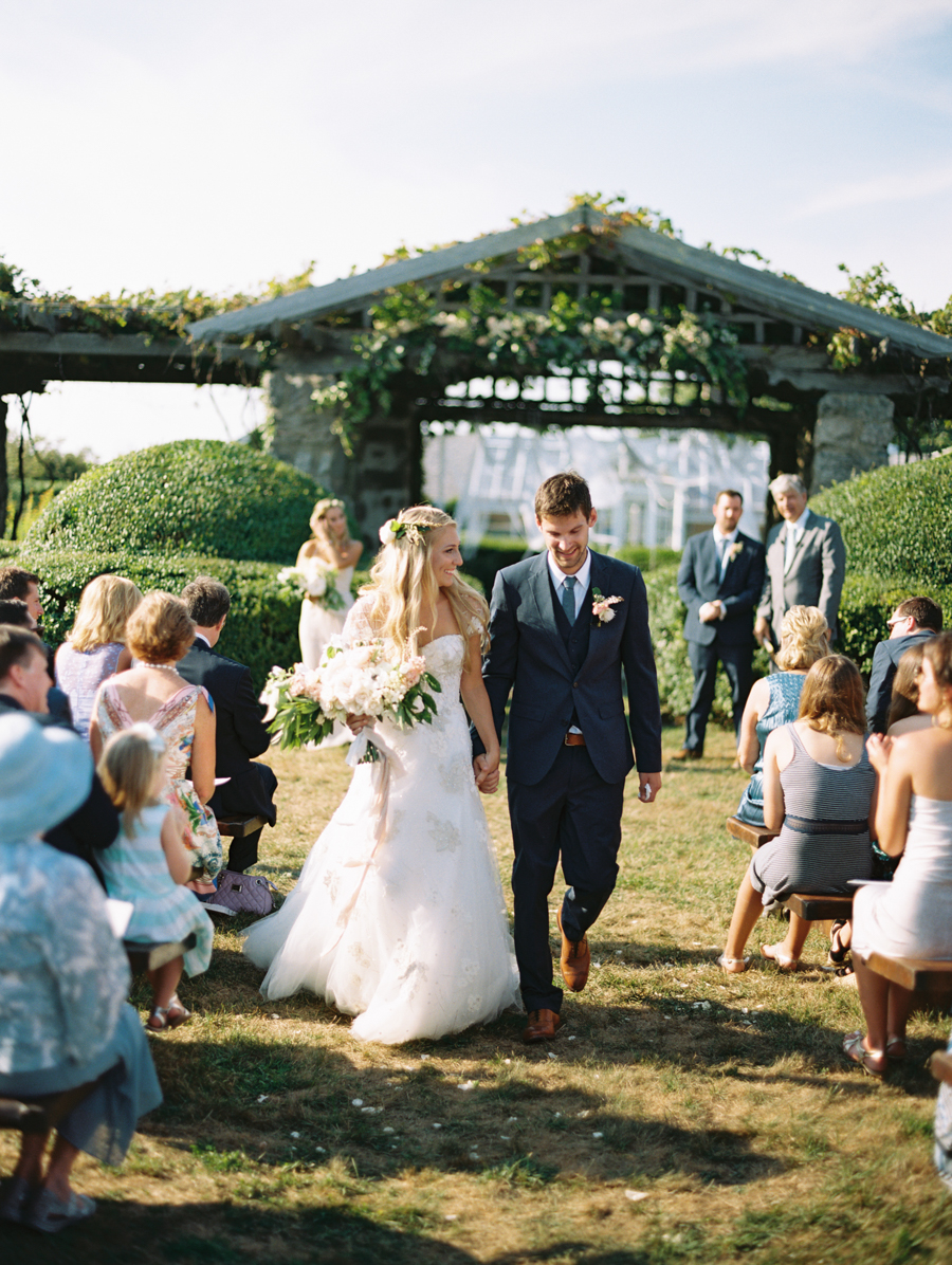 457_Josh+Lindsey_Brumley & Wells_Fine_Art_Film_Photography_Westport_Mass_New_England_Wedding.jpg