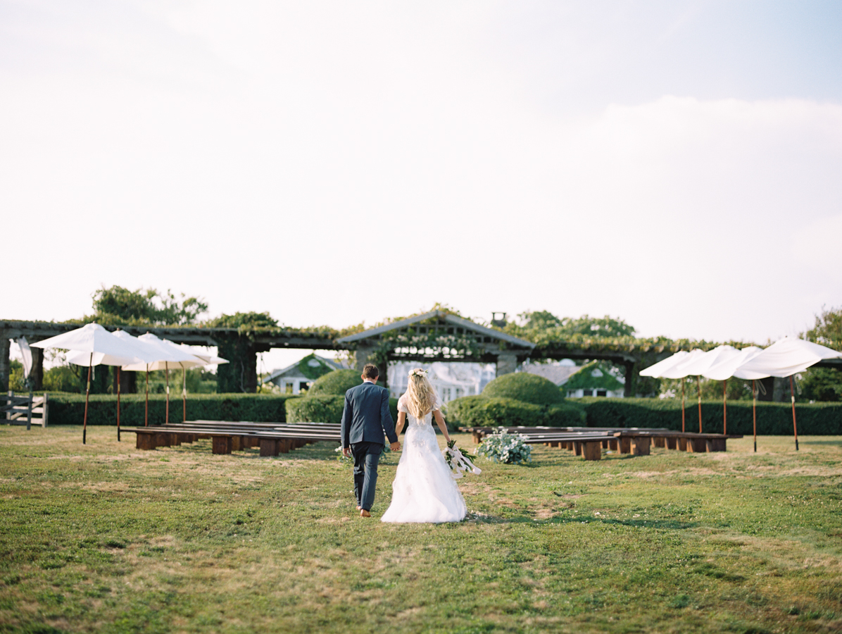 567_Josh+Lindsey_Brumley & Wells_Fine_Art_Film_Photography_Westport_Mass_New_England_Wedding.jpg