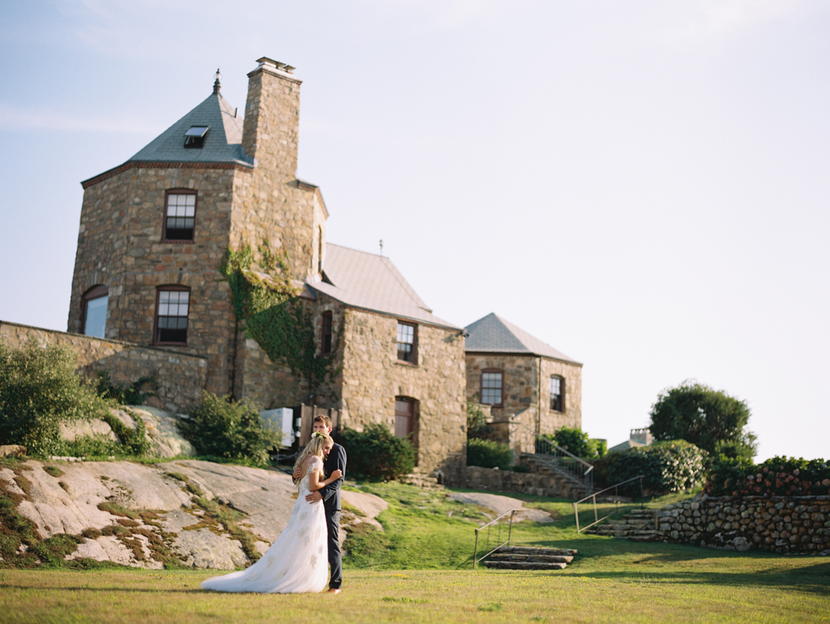 587_Josh+Lindsey_Brumley & Wells_Fine_Art_Film_Photography_Westport_Mass_New_England_Wedding.jpg