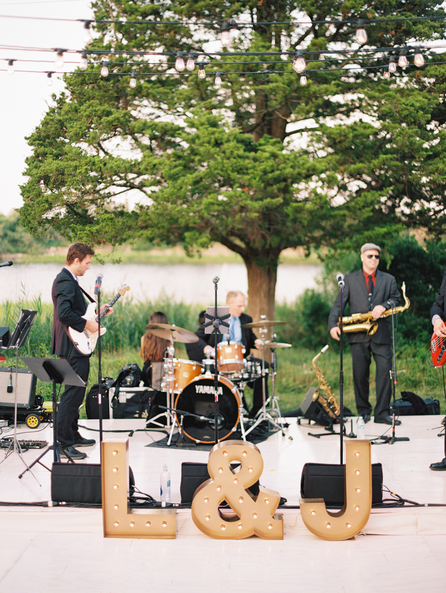 662_Josh+Lindsey_Brumley & Wells_Fine_Art_Film_Photography_Westport_Mass_New_England_Wedding.jpg