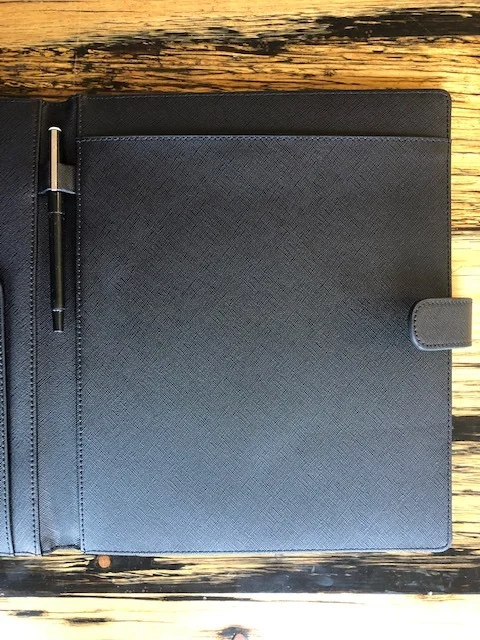 Desk4.jpg