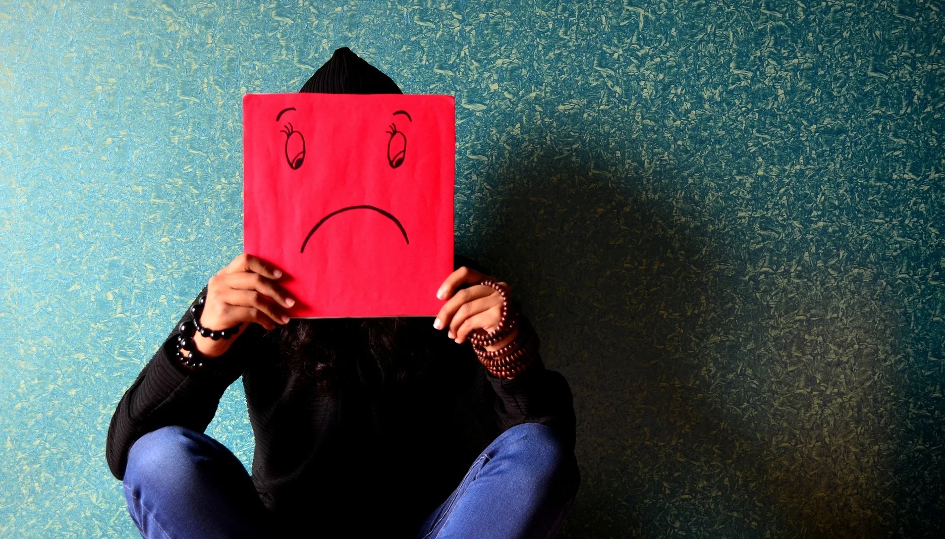 unhappy-389944_1920.jpg