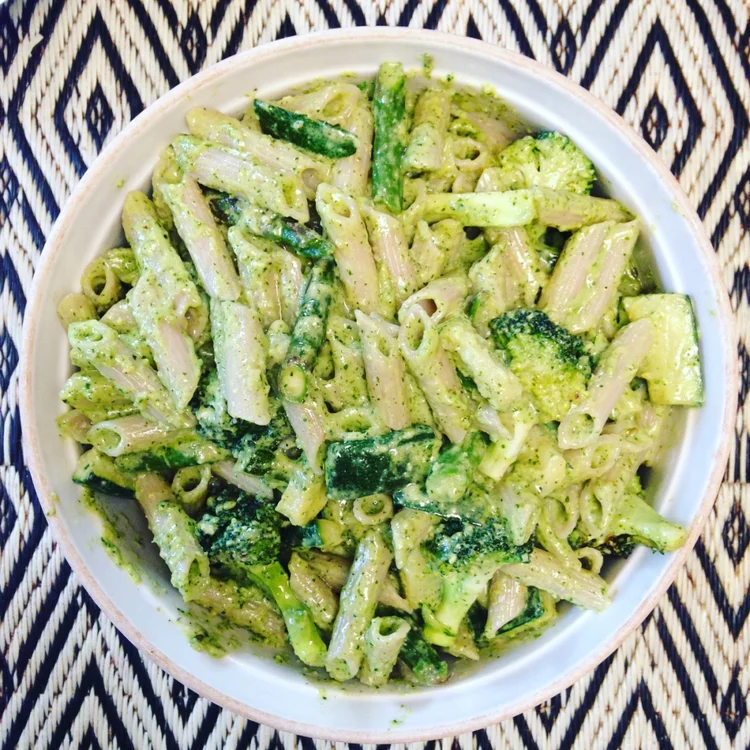 Hey Pesto Broccoli Asparagus Courgette And Spinach Pesto Pasta Positivepause Crockpot butternut squash mac & cheesehaute and healthy living. hey pesto broccoli asparagus courgette