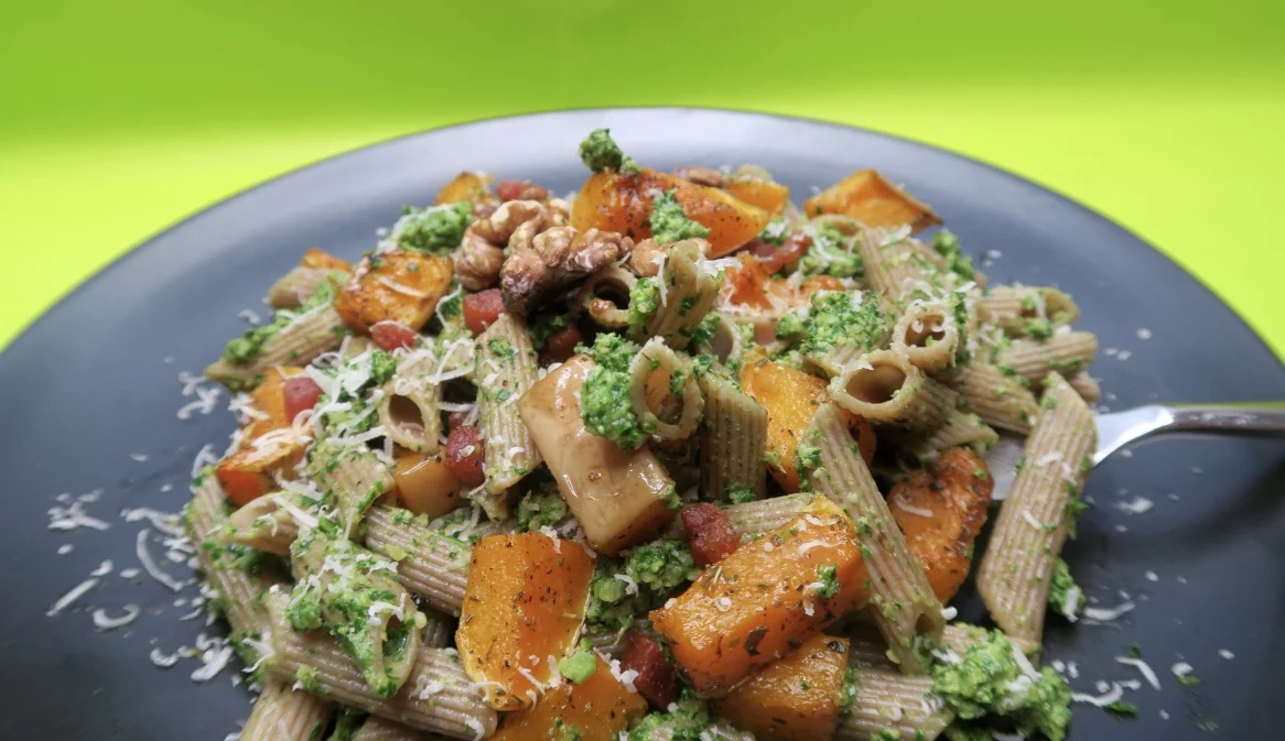 Kale and walnut pesto.jpg