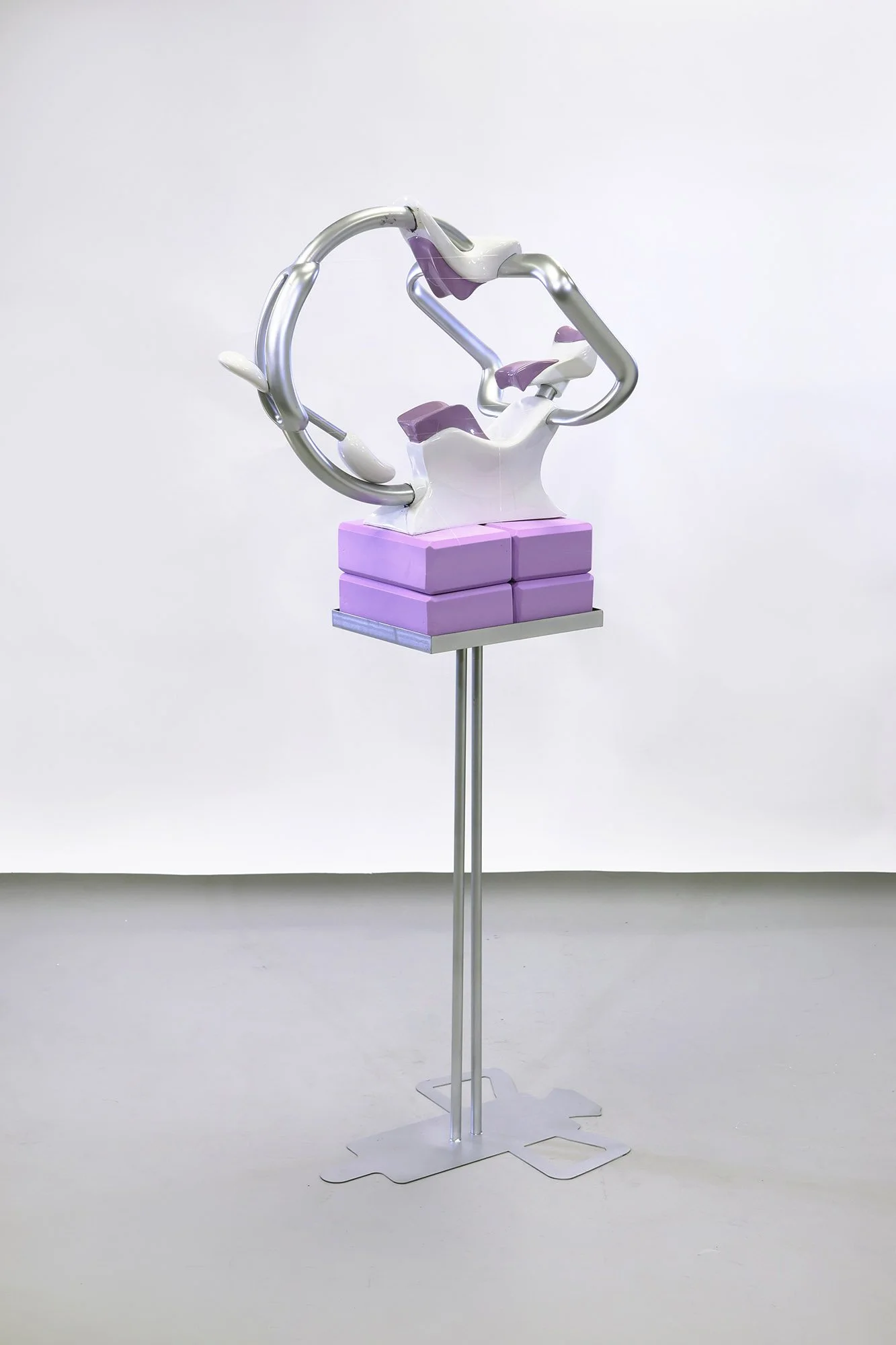 Post-Contact Gym: Hand-Shaker