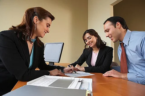 real estate agent.jpg