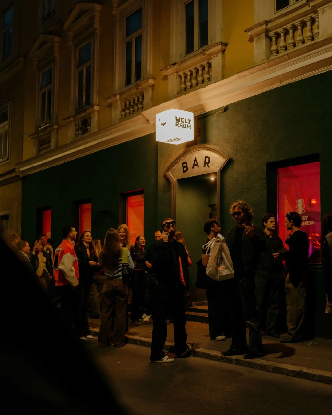 Weltraum-Bar-Instagram-11.jpg