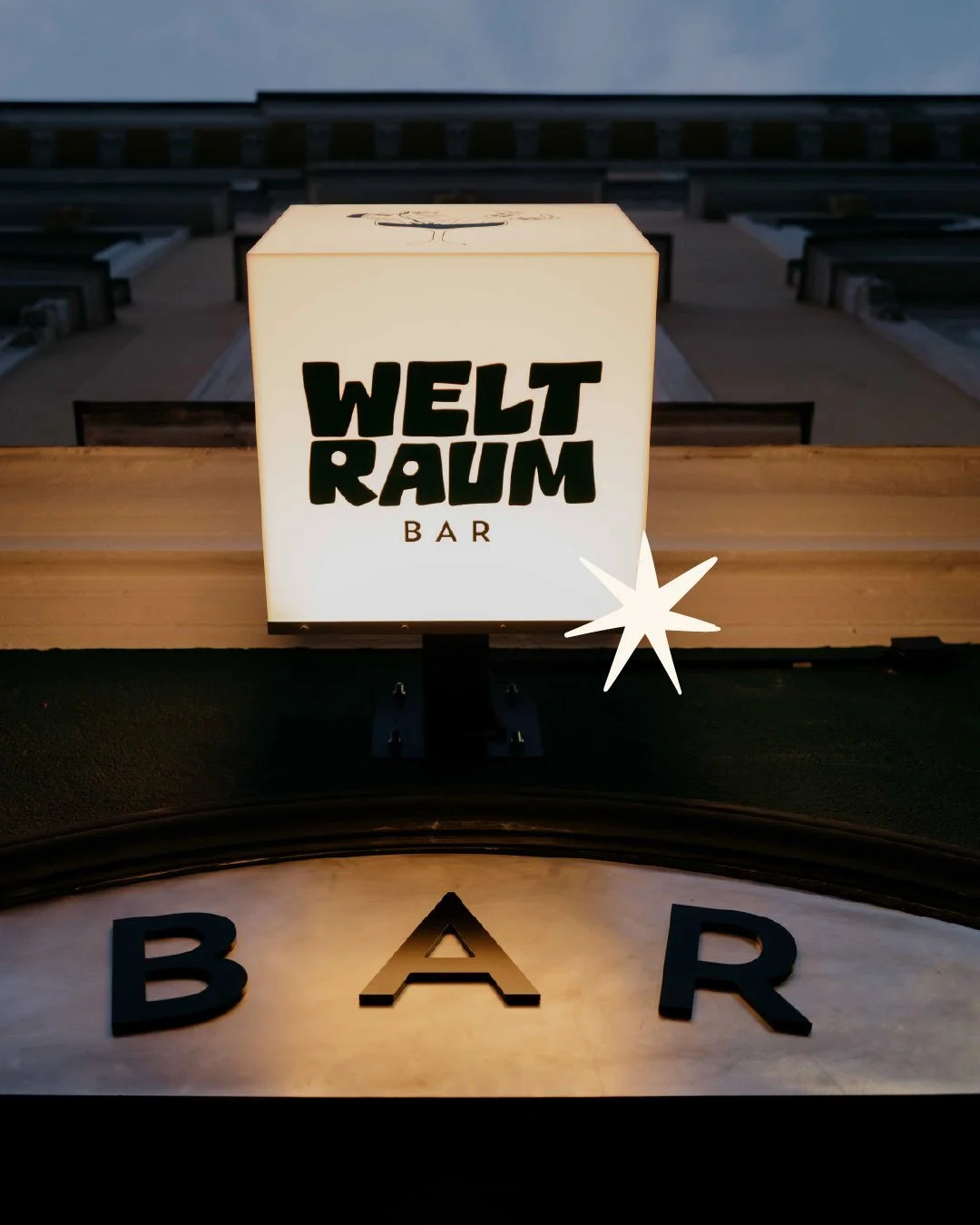 Weltraum-Bar-Instagram-02.jpg