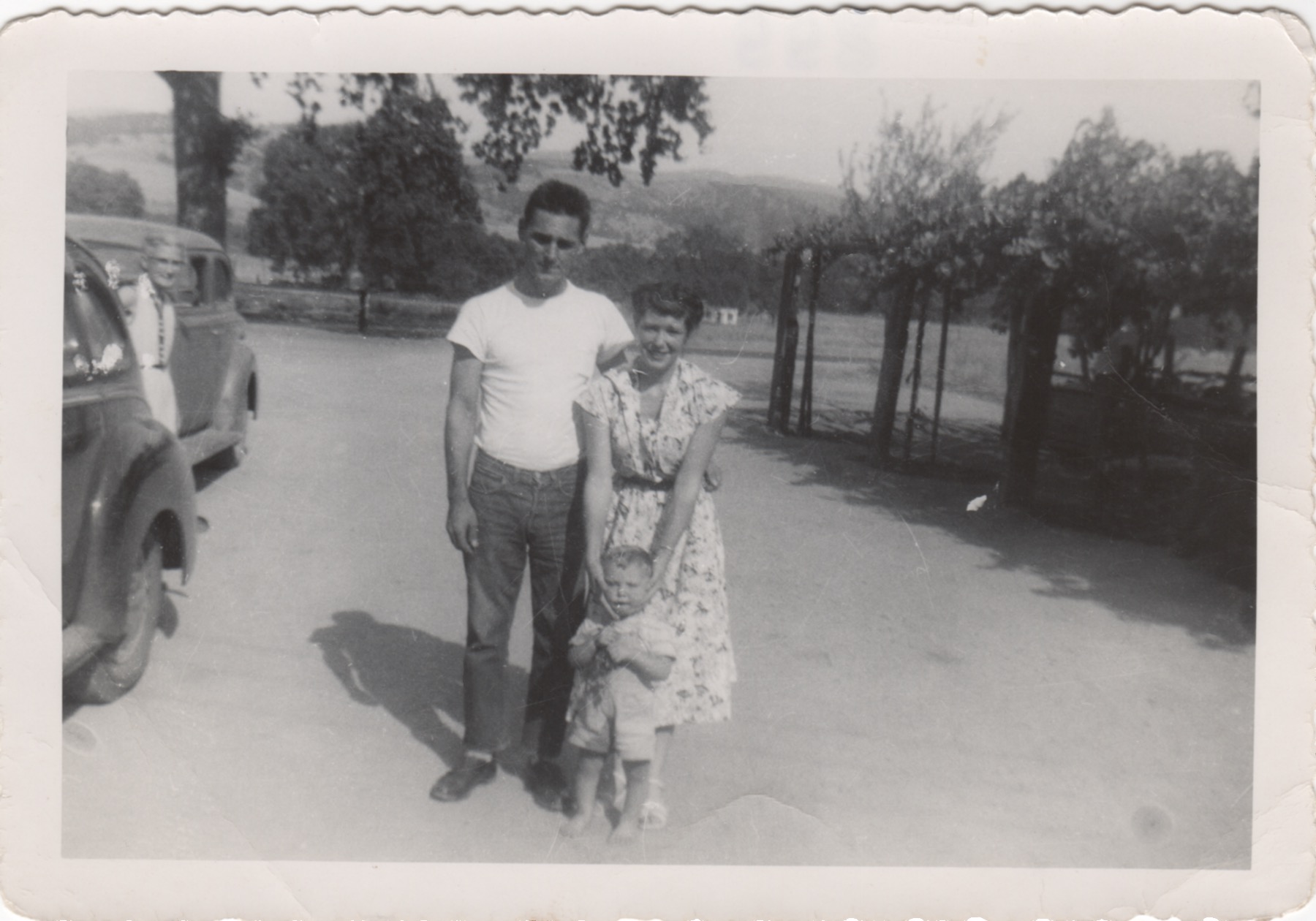 Ragar, Lina and Ragar Jr. - 1953