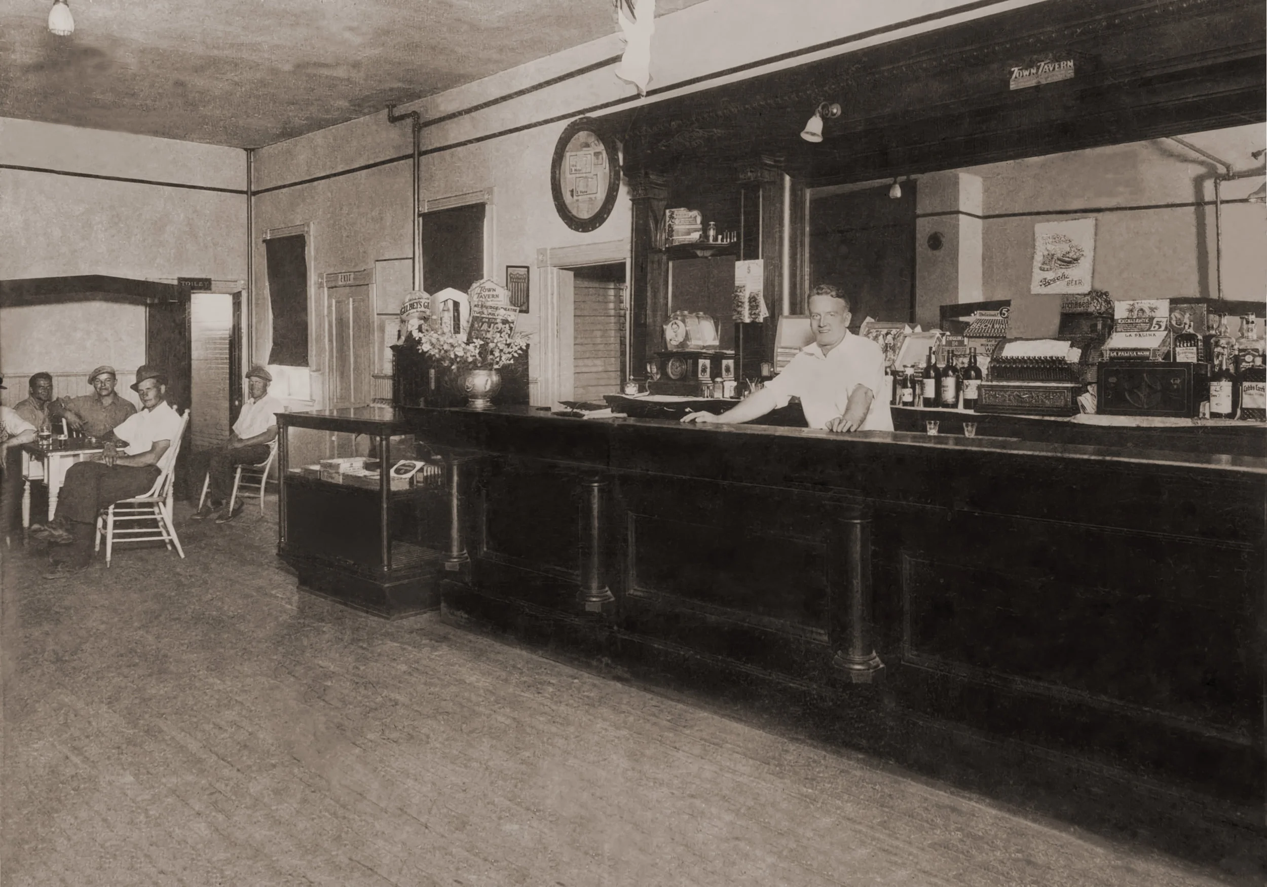 Hanley Bar Town Tavern Retouch.jpg