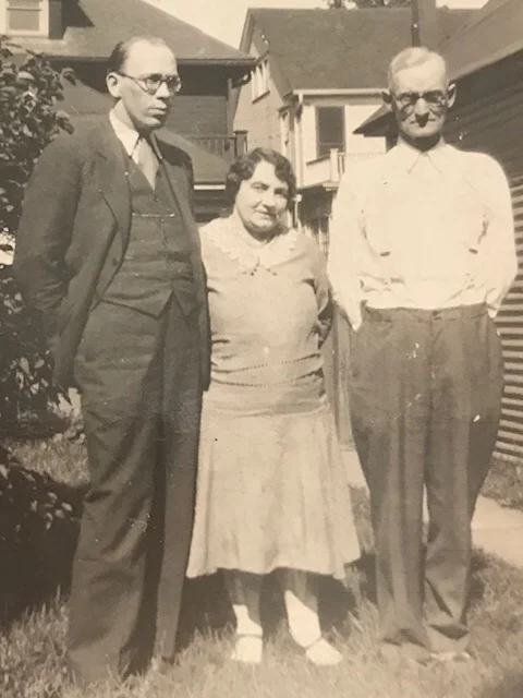 James Earle (right) possibly with second wife, Minnie and unidentified man