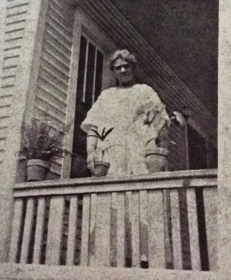 Nellie Tucker Earle - 1918