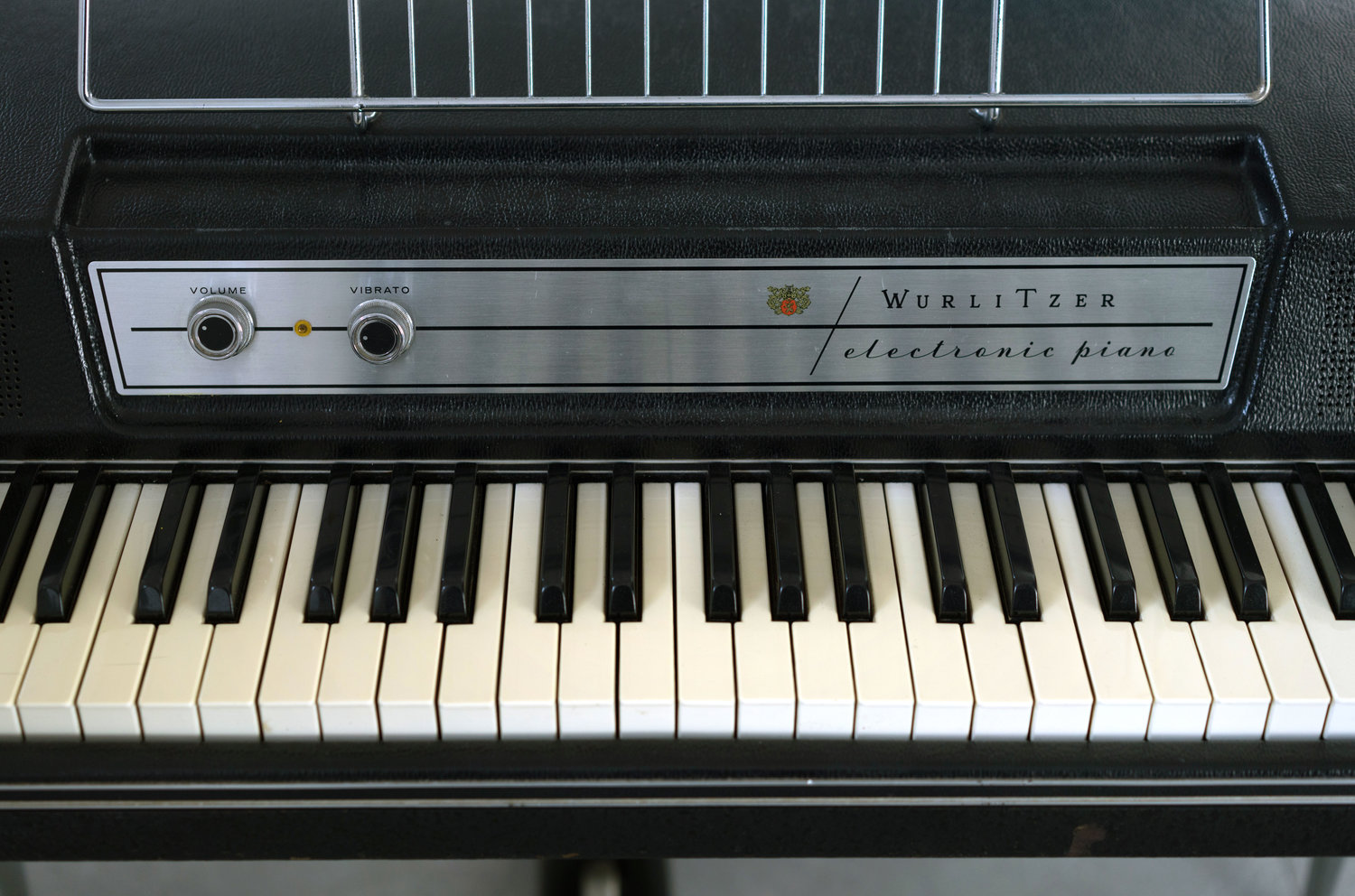 vintage wurlitzer e-piano