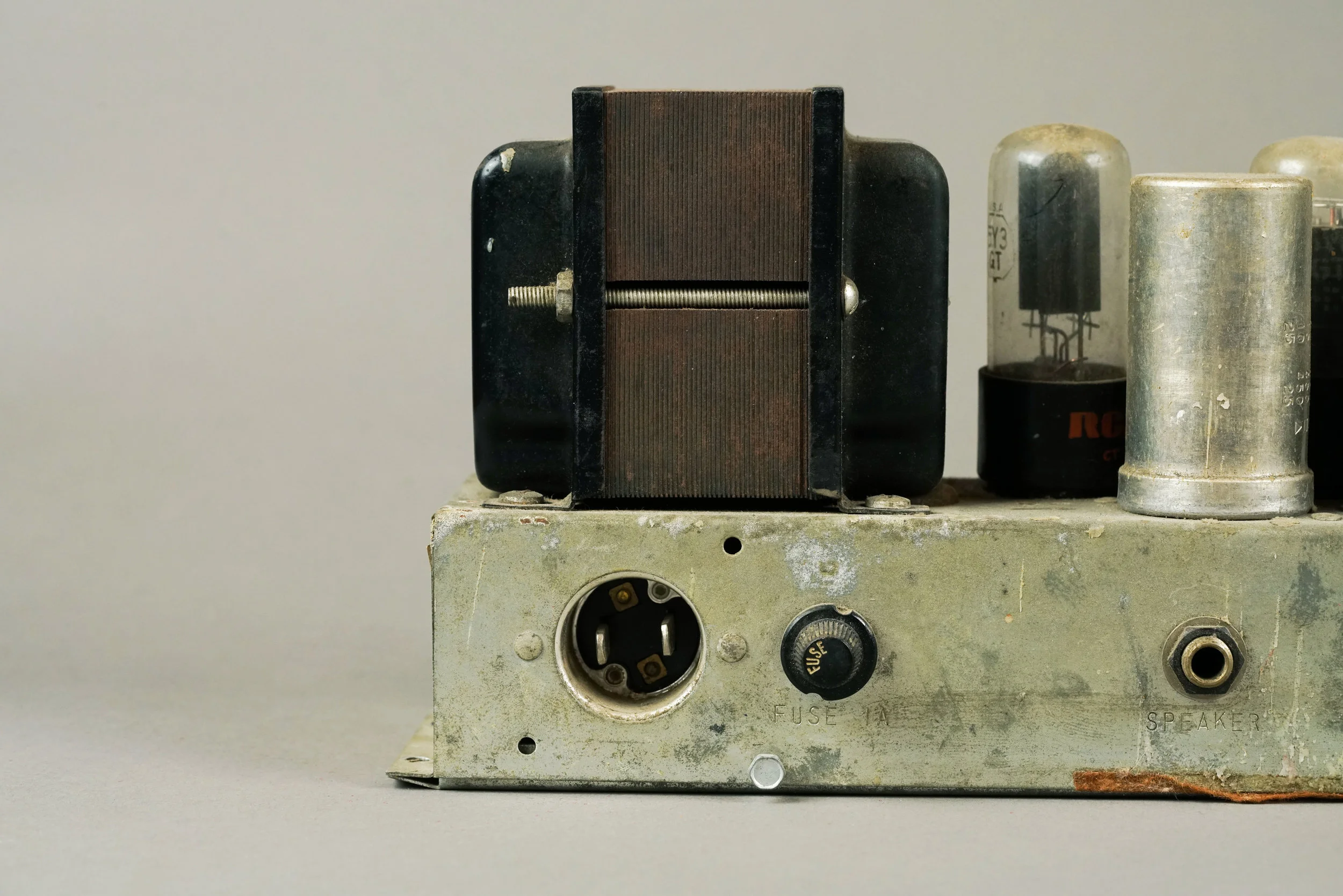 The filter capacitor can in a Wurlitzer 700.